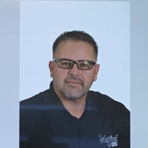 Meet your Posher, Lou